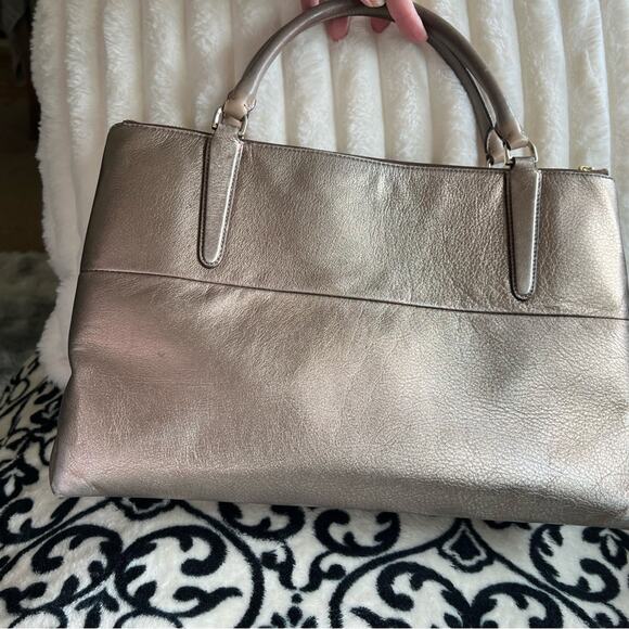 MUST HAVE Coach The Borough Bag in Metallic Leather Gold 32323 - Picture 2 of 10